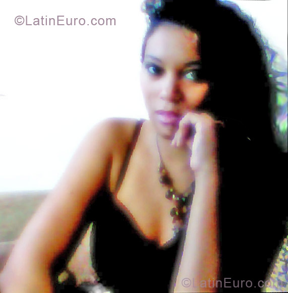 Date this fun Brazil girl Mayara from Campinas BR7182