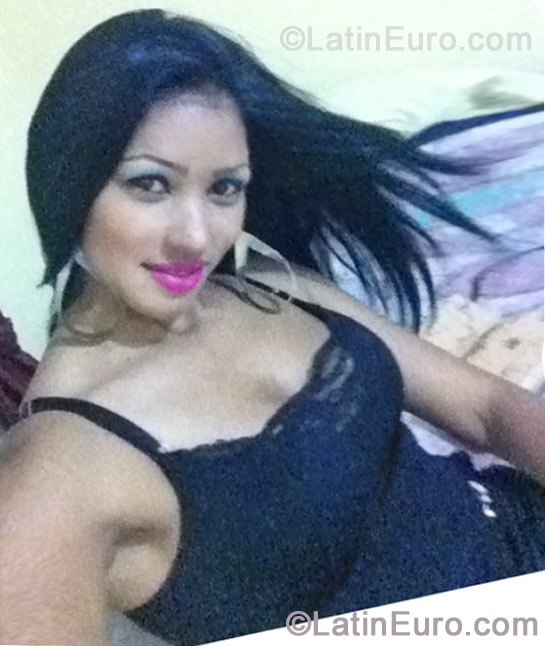 Date this lovely Dominican Republic girl Alexandra from Santiago DO13268