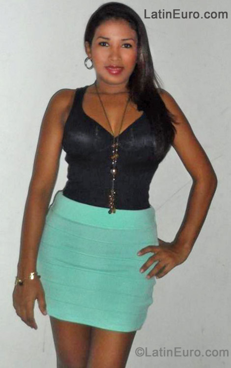 Date this athletic Colombia girl Johana batista from Barranquilla CO11692