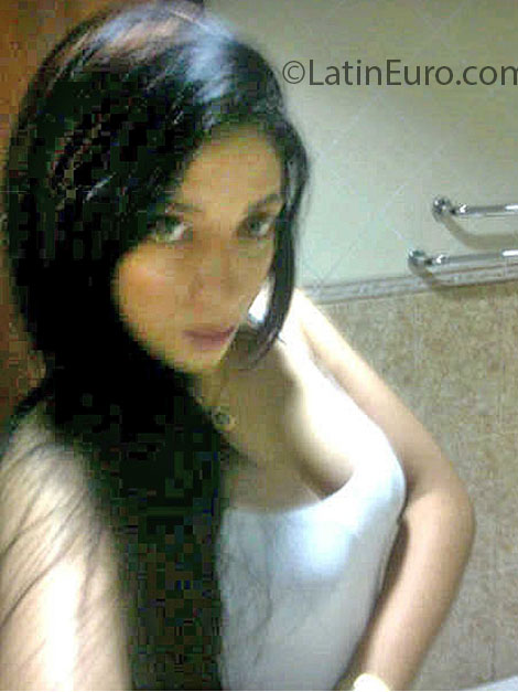 Date this beautiful Dominican Republic girl Nathaly from Santiago DO13935