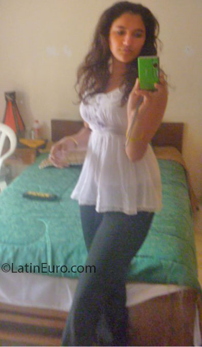 Date this young Colombia girl Carolina from Ibague CO11916