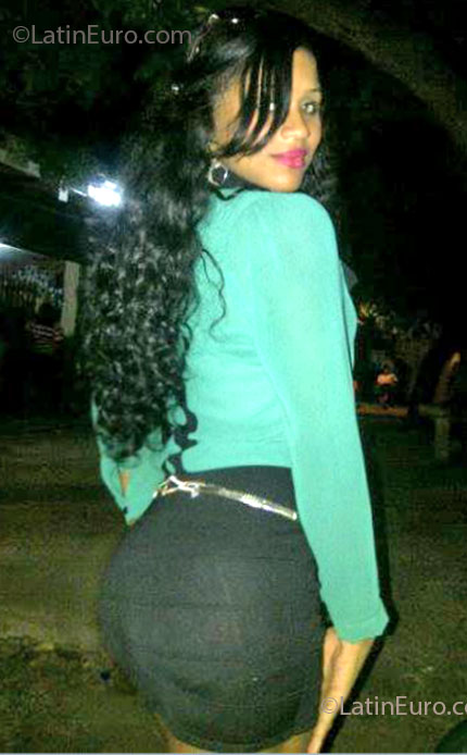 Date this gorgeous Dominican Republic girl Yessica from Santo Domingo DO14275