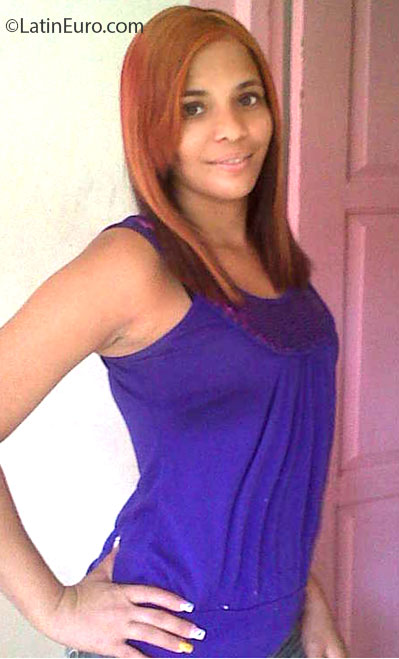 Date this funny Dominican Republic girl Dionis from Santo Domingo DO14345