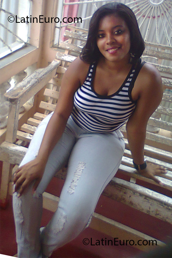 Date this gorgeous Jamaica girl Abiann from Jamaica JM1005