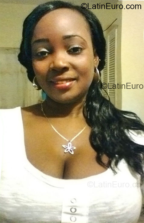 Date this delightful Jamaica girl Sherifa from Ocho Rios JM1037