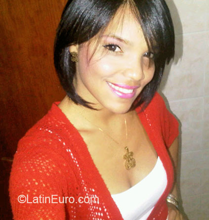 Date this funny Dominican Republic girl Ana maria from Santiago DO14774