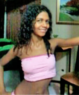 Date this sensual Dominican Republic girl Eloisa from Santo Domingo DO14832