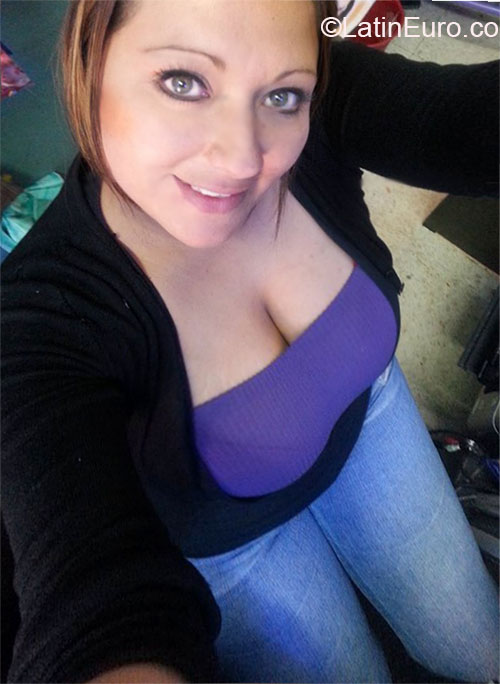 Date this lovely Colombia girl Nina marcela from Bogota CO12533