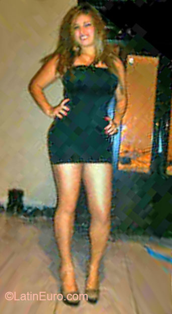 Date this attractive Honduras girl Alexa from tegucigalpa HN823