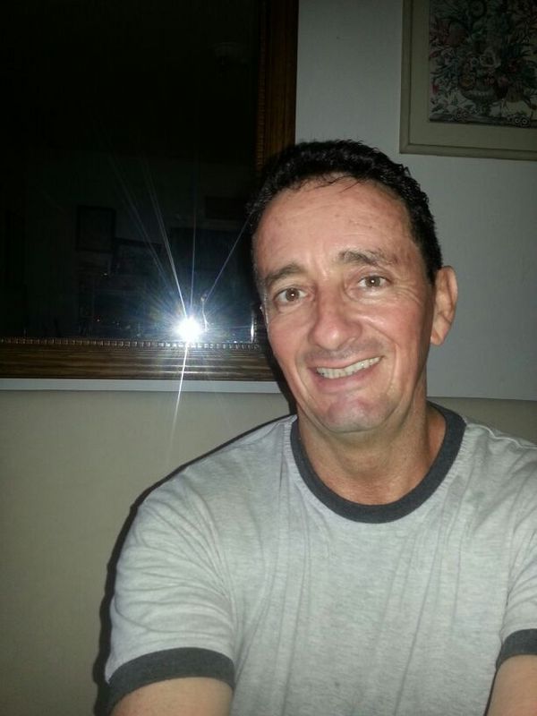 Date this nice looking United States man Alex from New York US14091