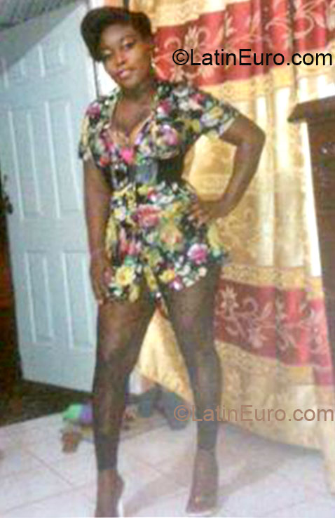 Date this hot Jamaica girl Shantay from Kingston JM1118