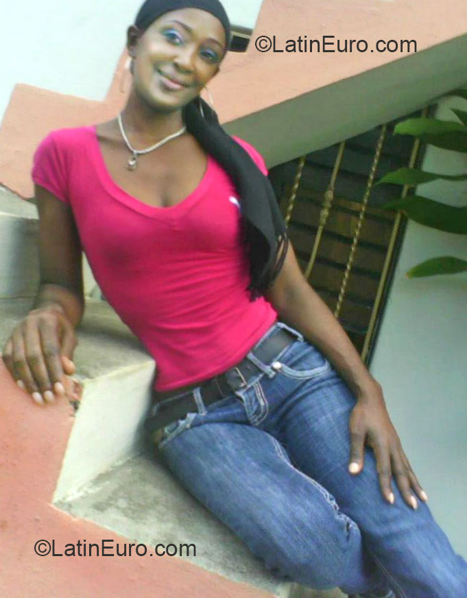 Date this charming Dominican Republic girl Yajairi from Puerto Plata DO15339