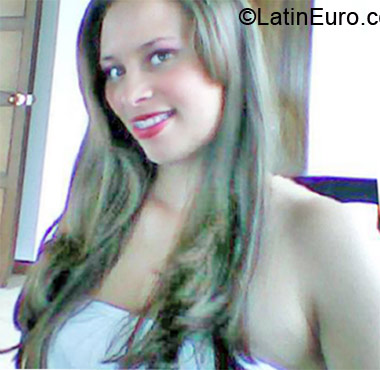 Date this happy Colombia girl Alejandra from Bogota CO12815