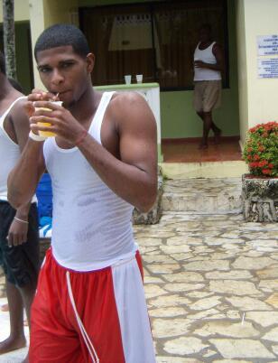 Date this passionate Dominican Republic man Felix antonio from Santo Domingo DO15475