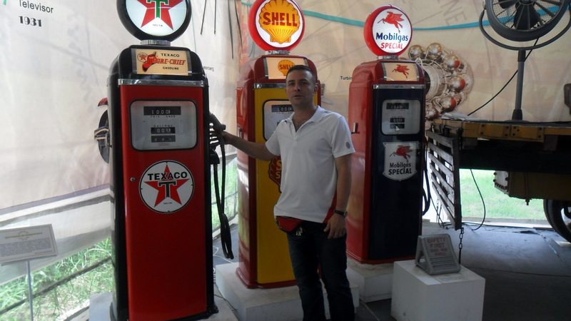 Date this hard body Colombia man JAVIER ECHEVERR from Cali CO12915