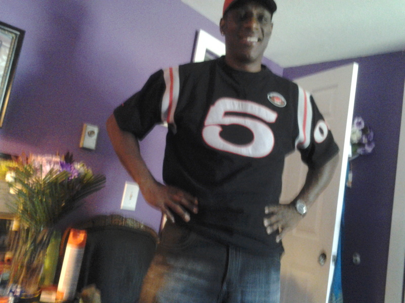 Date this tall United States man Tall from Atlanta US14203