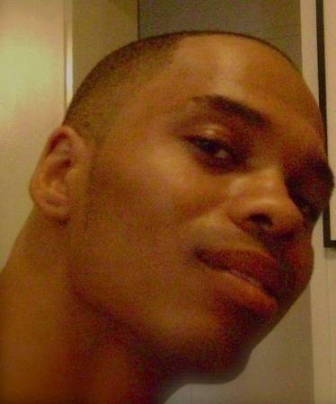 Date this georgeous Canada man Devante from  CA579