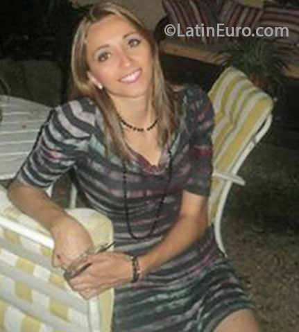 Date this delightful Brazil girl Zulmira from Sao Paulo BR8005