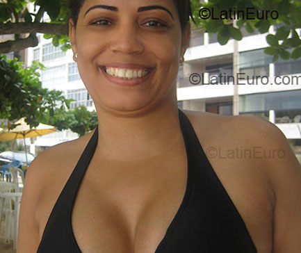 Date this happy Brazil girl Selma from Sao Gabriel Da Palha BR8092