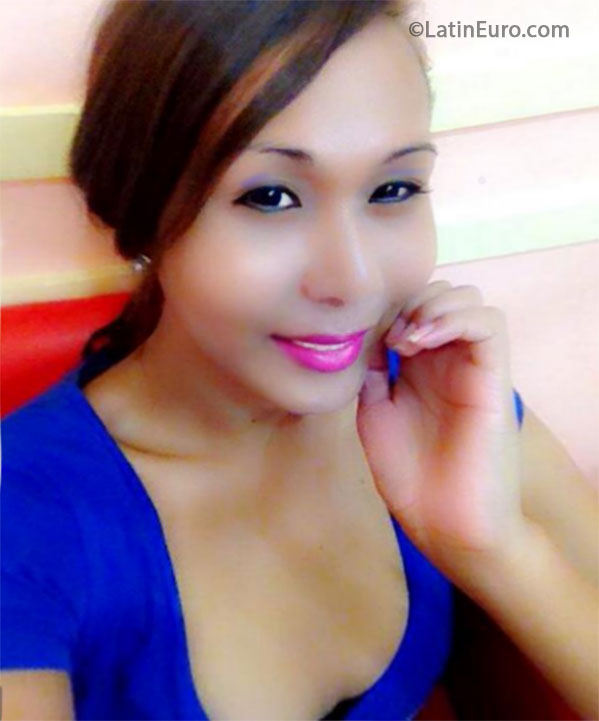 Date this sensual Philippines girl Nicepretty26 from Cebu PH580