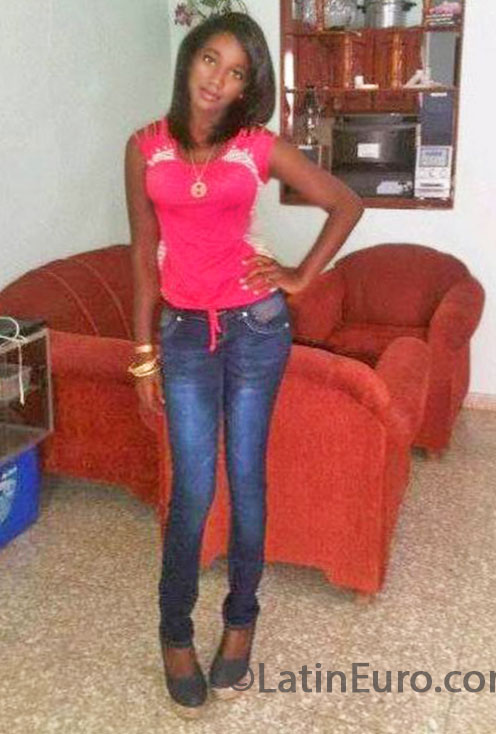 Date this exotic Dominican Republic girl Ladys from Higuey DO17465