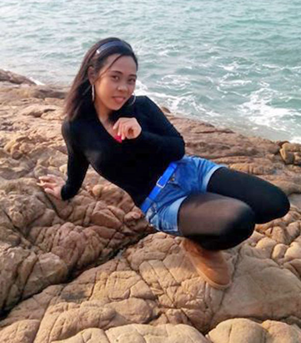 Date this exotic Hong Kong girl Pearli from Hong Kong HK9