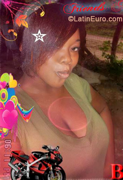 Date this sultry Jamaica girl Stacy from Portmore JM1382