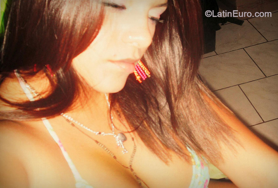 Date this passionate Peru girl Cindy from Lima PE857