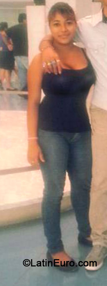 Date this passionate Nicaragua girl Kelliie from Chinandega NI159