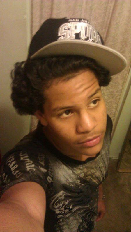 Date this happy Dominican Republic man JEUSBAN from Santo Domingo DO18022