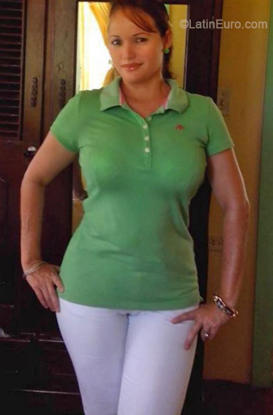 Date this attractive Honduras girl Luisa from Puerto Cortes HN909