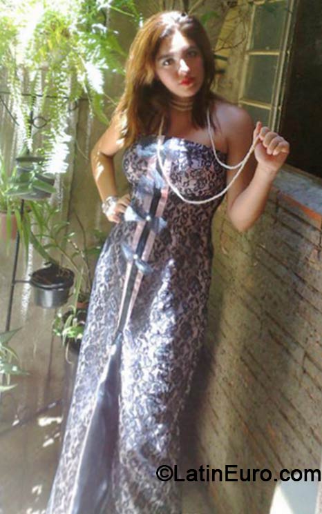 Date this charming Brazil girl Sabrina from Sao Paulo BR8518