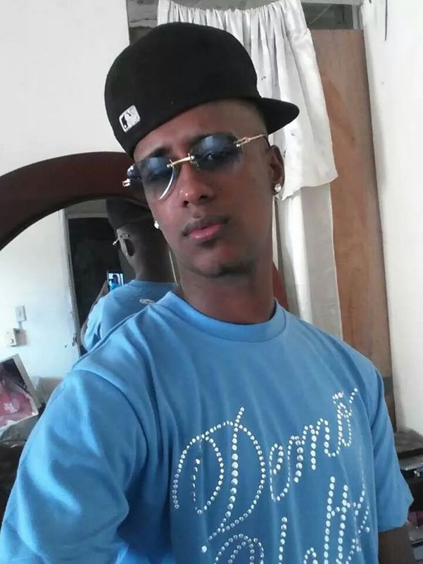 Date this sultry Dominican Republic man Estarlin from Santo Domingo DO18441