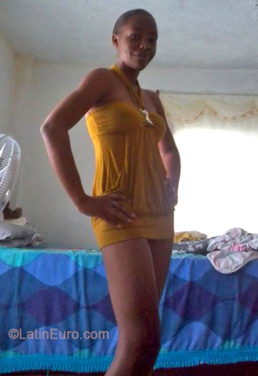 Date this tall Jamaica girl Kimberly from St. Mary JM1553