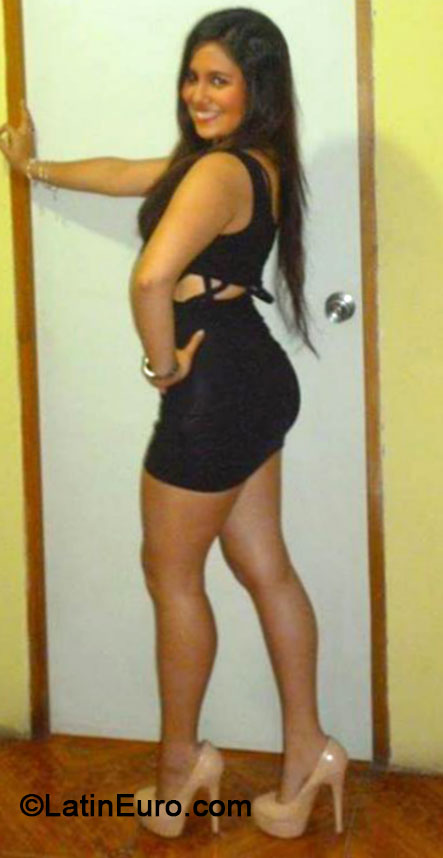 Date this gorgeous Colombia girl Anita from Cali CO15473