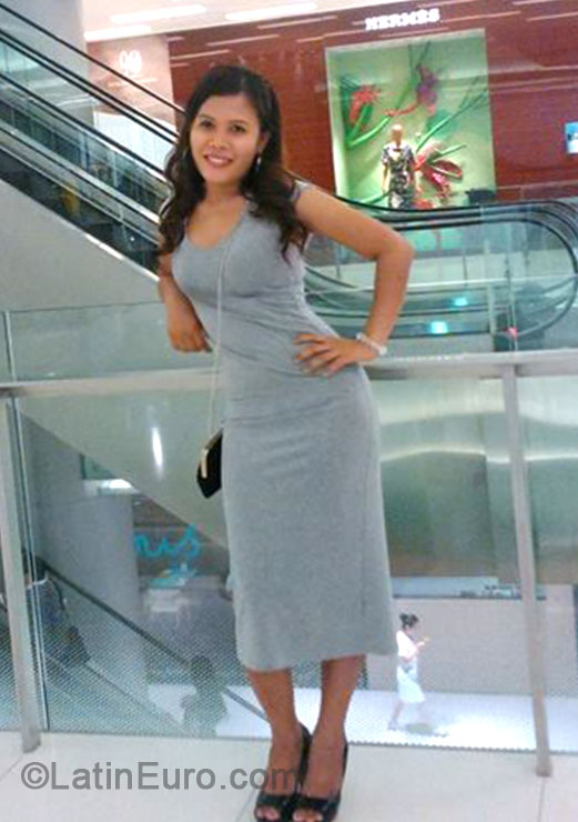 Date this stunning Philippines girl Shane from Manila PH638