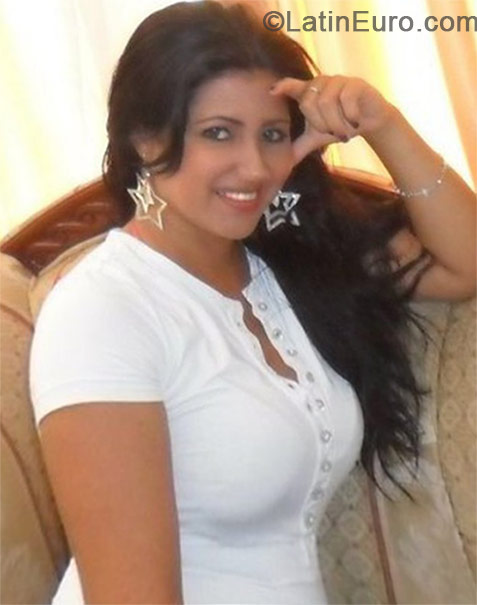 Date this gorgeous Colombia girl Jennifer from Cali CO15195