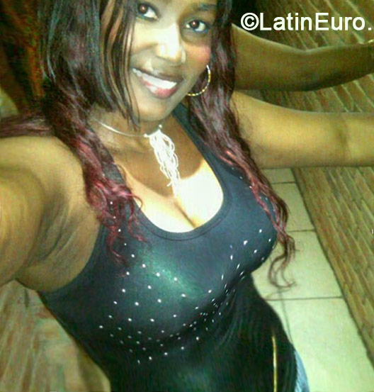 Date this tall Dominican Republic girl Yuberkis from Santo Domingo DO19024