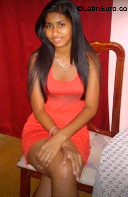 Date this fun Dominican Republic girl Jennifer from Santiago DO19062