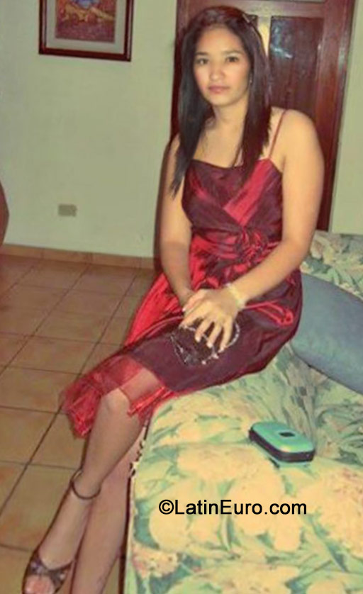 Date this attractive Honduras girl Judy from Santa Cruz De Yojoa HN1039