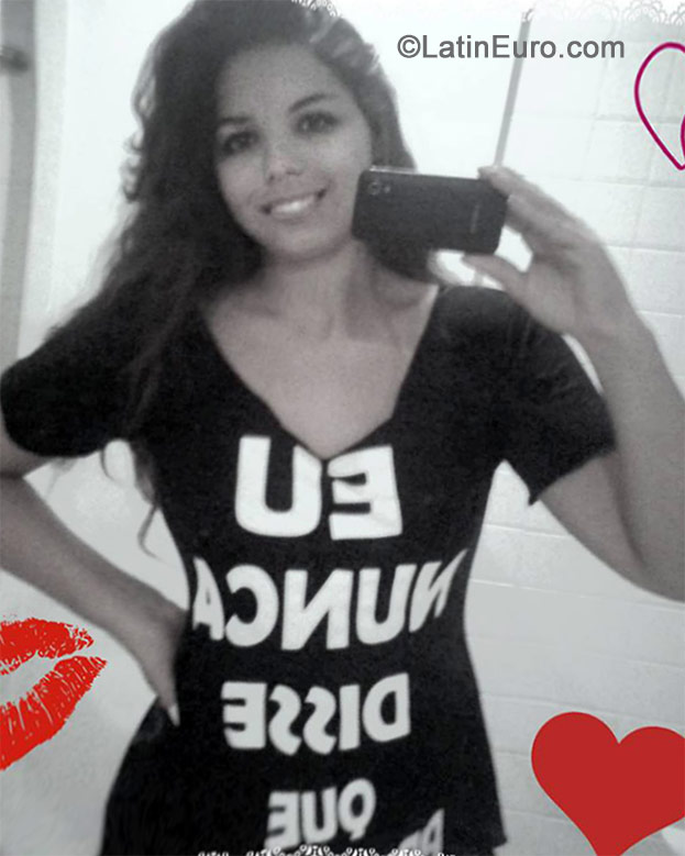 Date this lovely Brazil girl Marcela from Rio De Janeiro BR8842