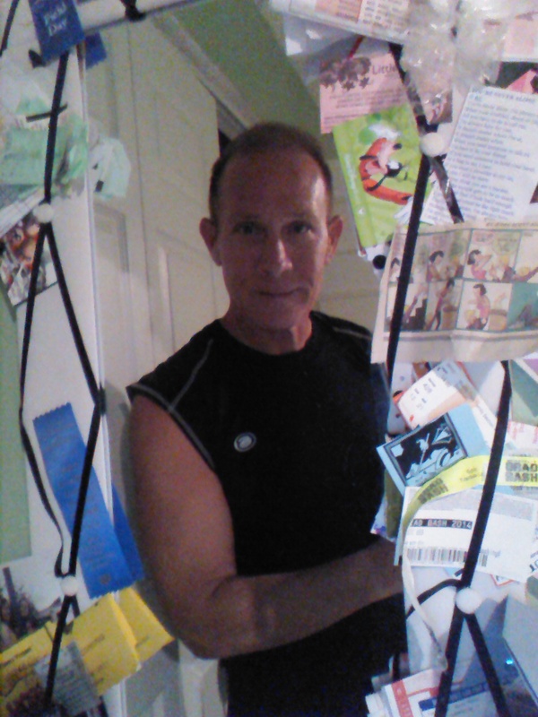 Date this gorgeous United States man James from Weston US15139