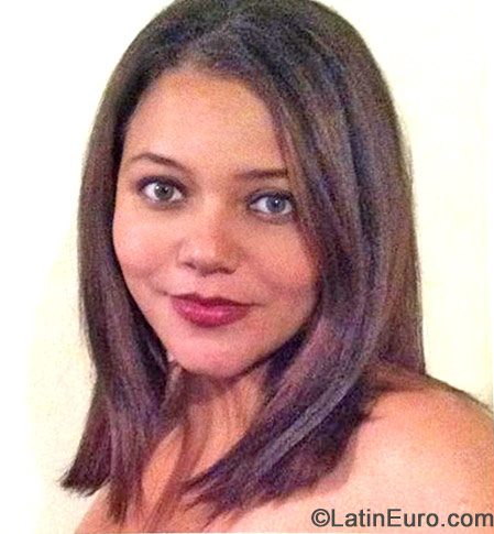 Date this lovely Colombia girl Milena from Bogota CO15436