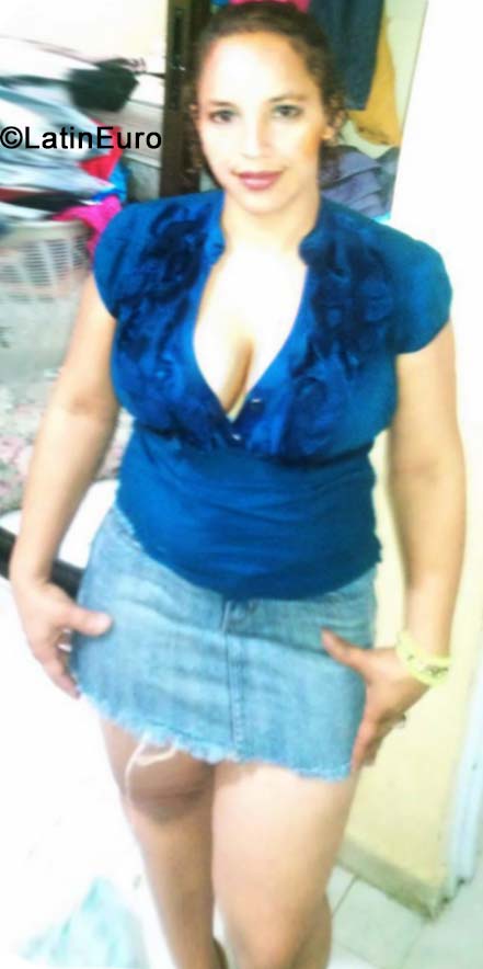 Date this happy Dominican Republic girl Anacristina from Santiago DO19494