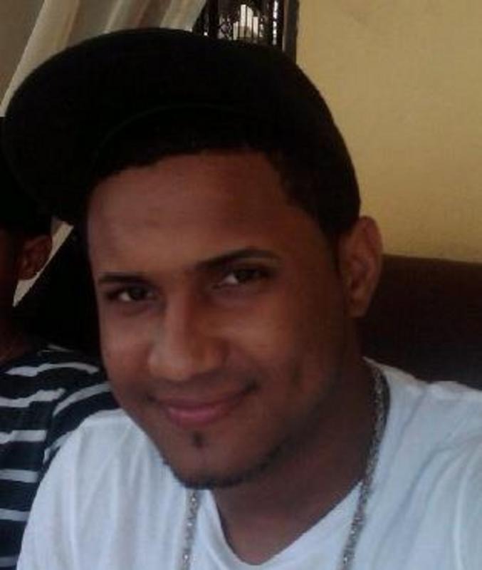 Date this georgeous Dominican Republic man Luis mariano ca from Monte Cristy DO19577