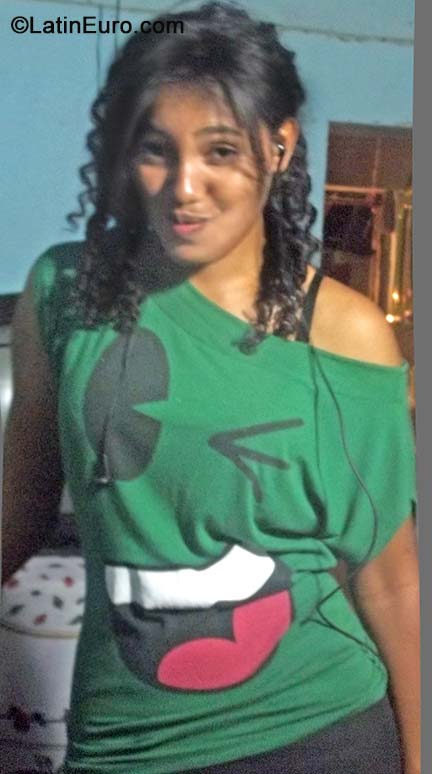 Date this young Brazil girl Hortencia from Petrolina BR8921