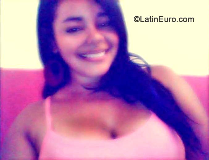 Date this pretty Colombia girl Vanessa from Cali CO16255