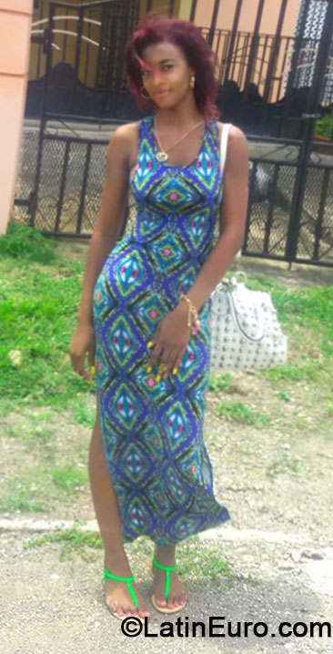 Date this delightful Jamaica girl Shanice from Kingston JM1833