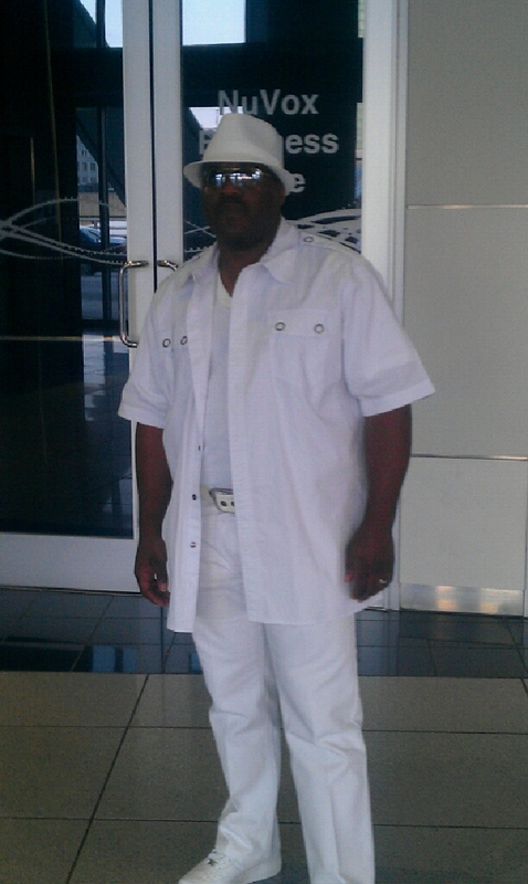 Date this athletic United States man Jerseyboy67 from Atlanta US15434