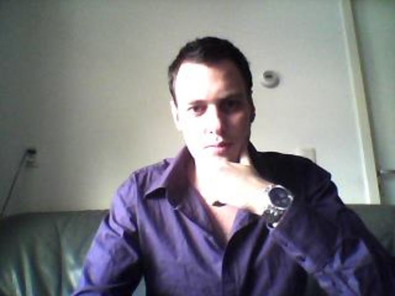 Date this nice looking Netherlands man Dakraam from Groningen NL250